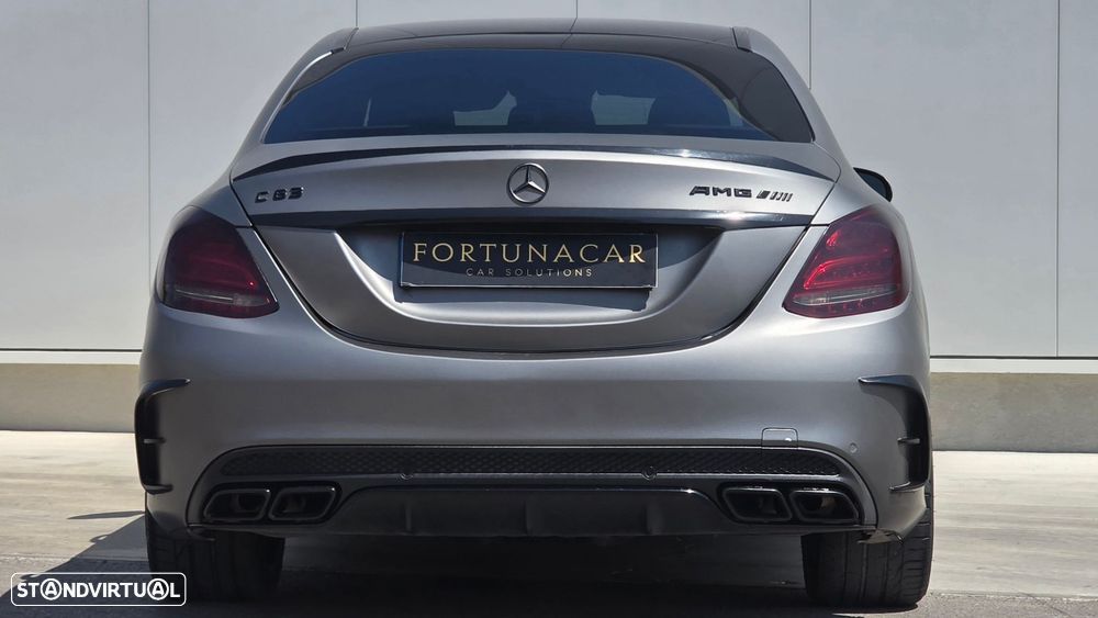 Mercedes-Benz C 63 AMG Standard - 6