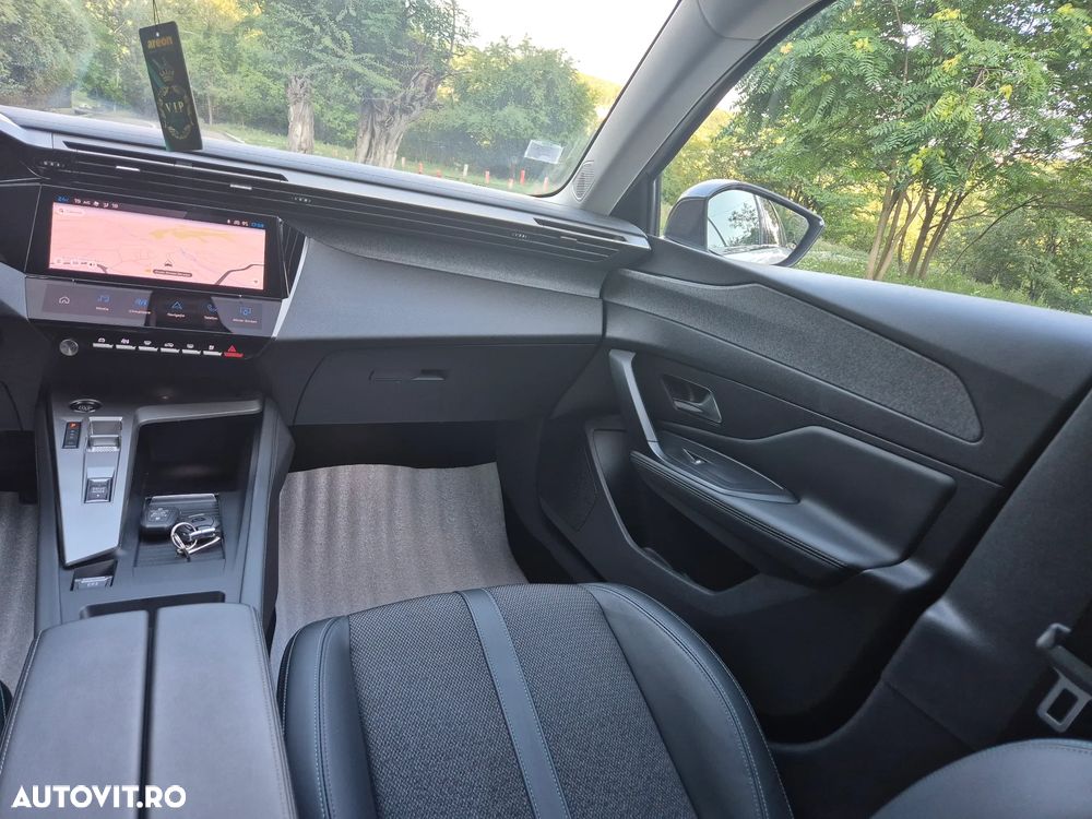 Peugeot 308 SW BlueHDi 130 EAT8 Allure Pack - 11