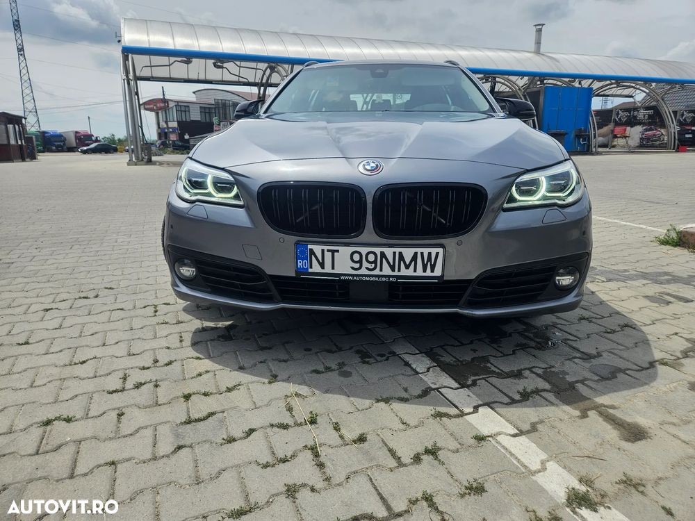 BMW Seria 5 520d AT - 13