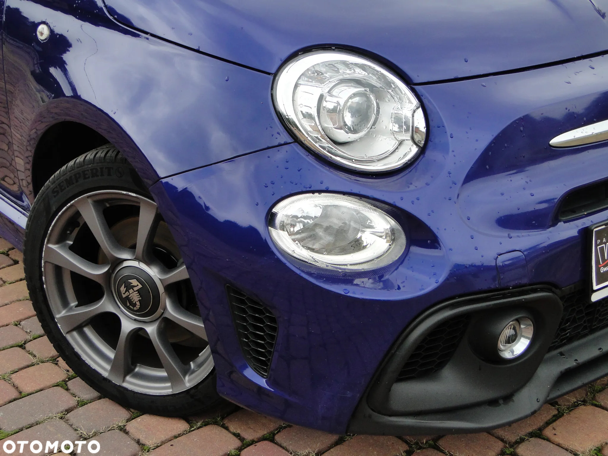 Abarth 500 595 1.4 T-Jet 16v - 18