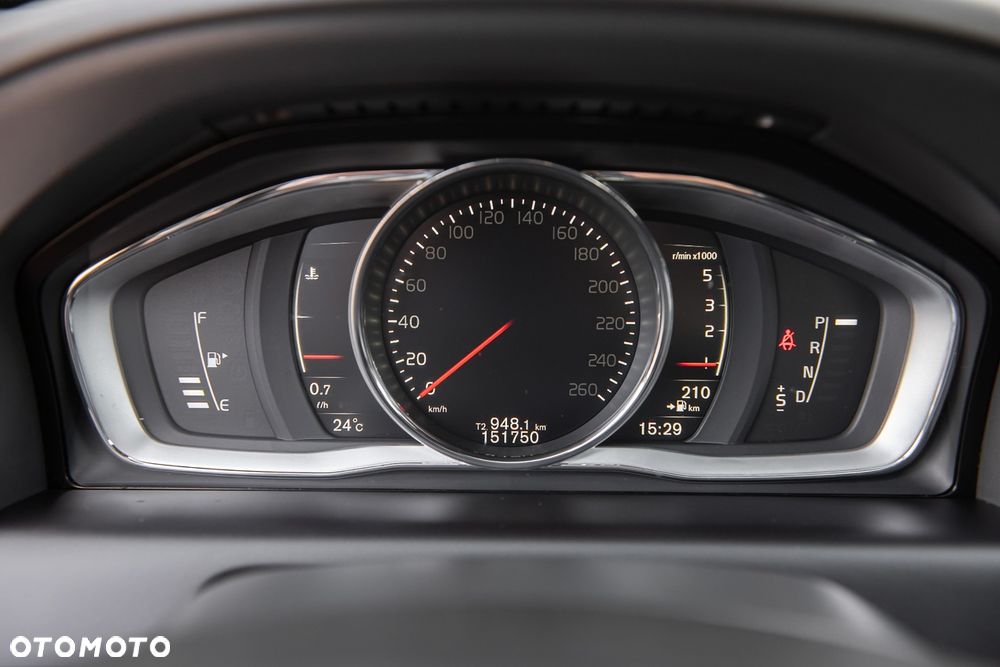 Volvo XC 60 - 21