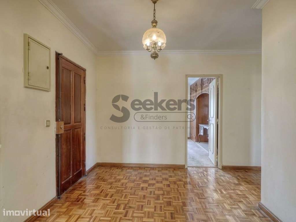 Oportunidade em Cascais! T3 (ex-T4) com Amplas Áreas e Potencial Ún... - Grande imagem: 3/12