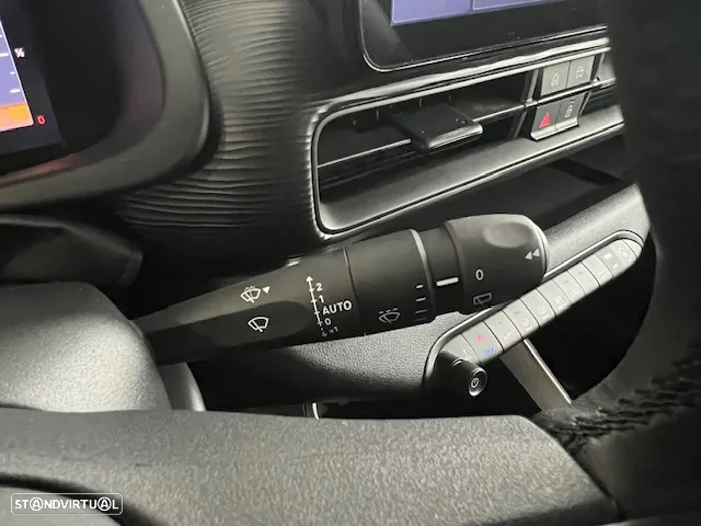 Jeep Avenger 1.2 GSE T3 Altitude - 25