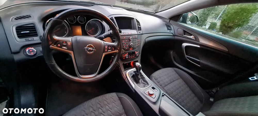 Opel Insignia 2.0 CDTI - 13