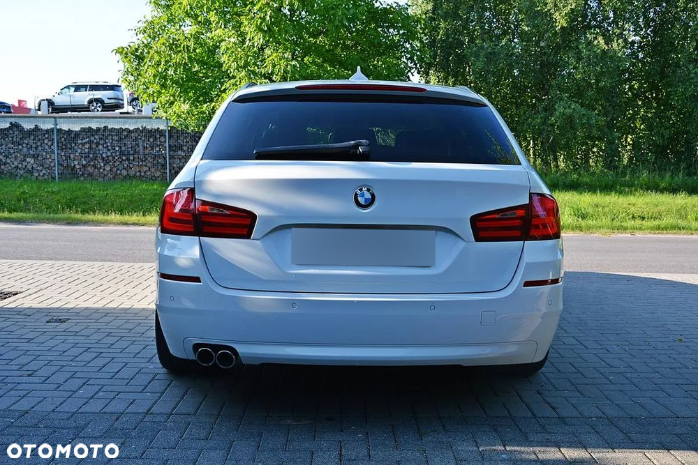 BMW Seria 5 520d Touring BluePerformance Sport-Aut - 12