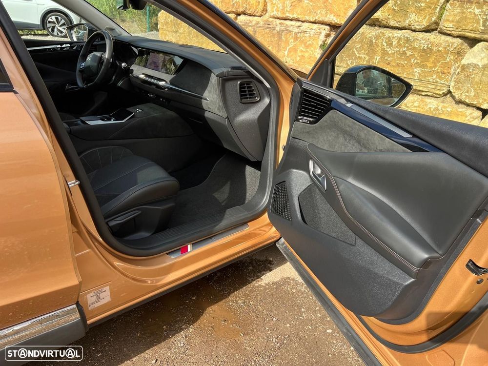 DS DS4 E-Tense Performance Line EAT8 - 39