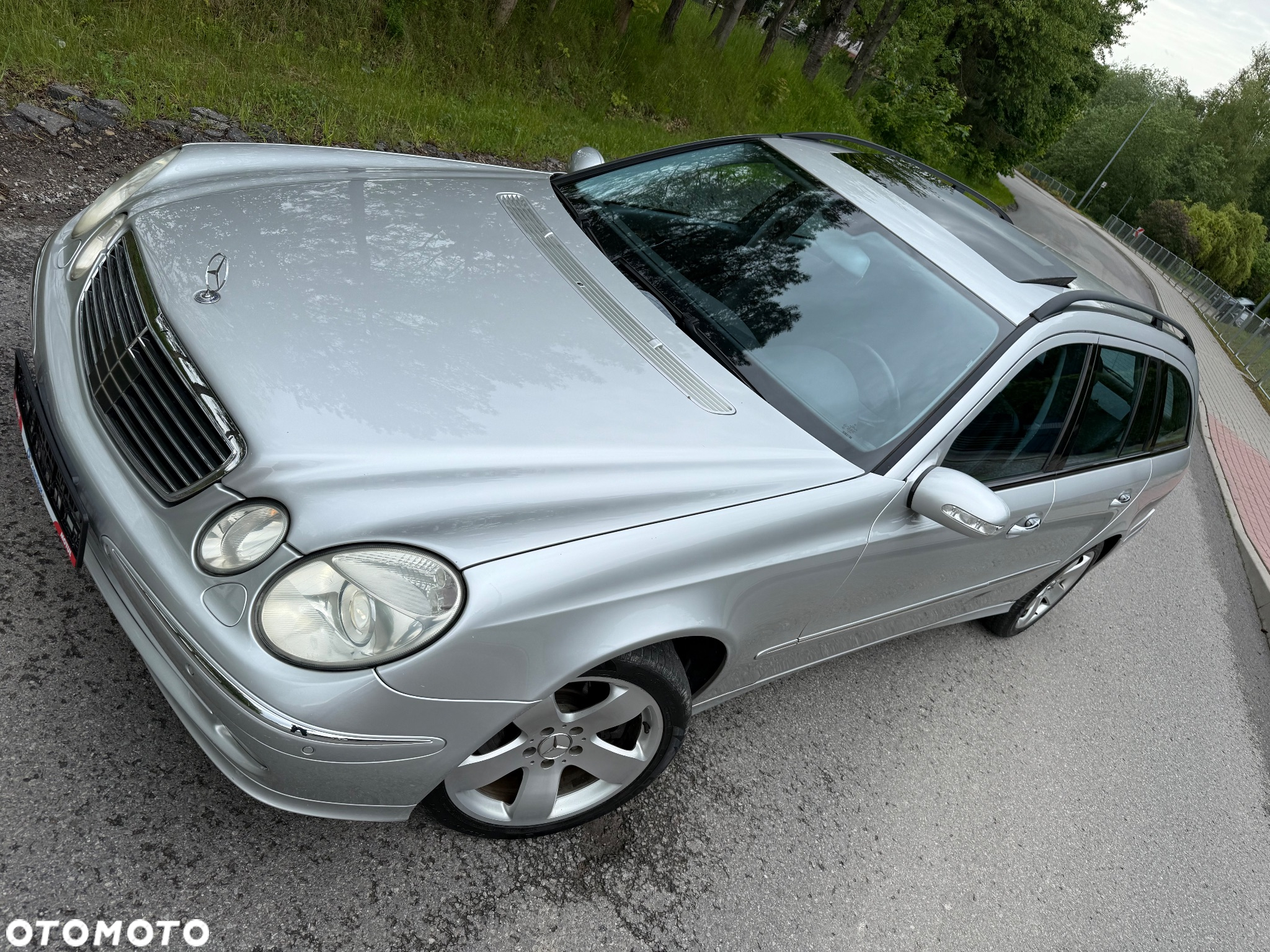Mercedes-Benz Klasa E 500 T 4Matic Automatik Avantgarde - 17