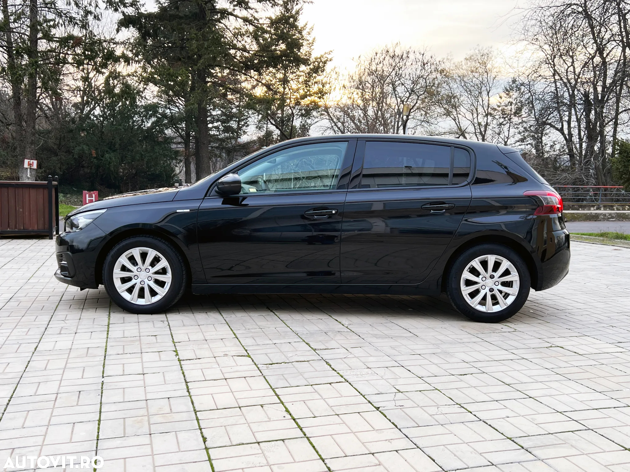 Peugeot 308 PureTech 110 Stop & Start Style - 7
