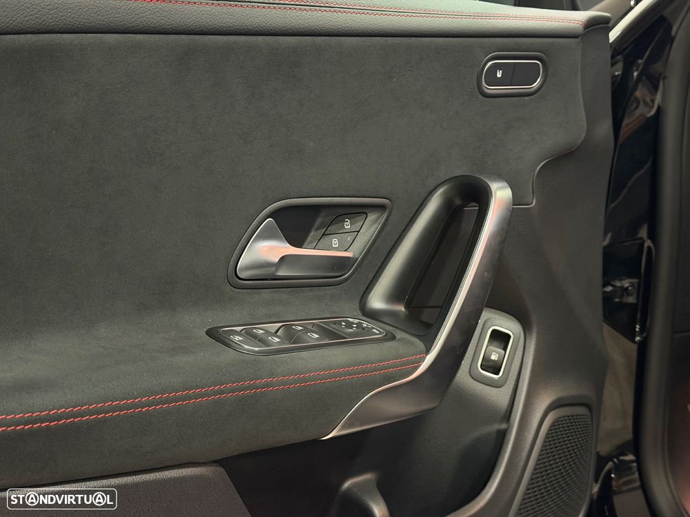 Mercedes-Benz CLA 250 e 8G-DCT AMG Line Advanced Plus - 11