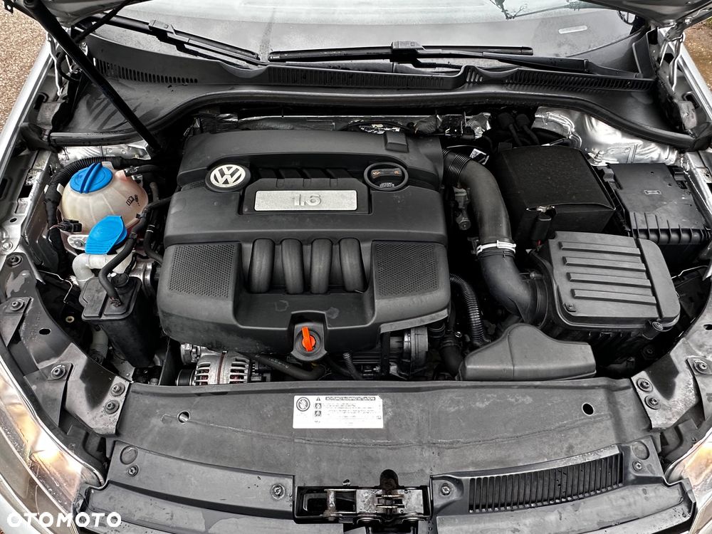 Volkswagen Golf 1.6 Comfortline - 35