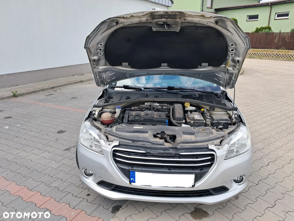 Peugeot 301 1.6 VTi Active - 2