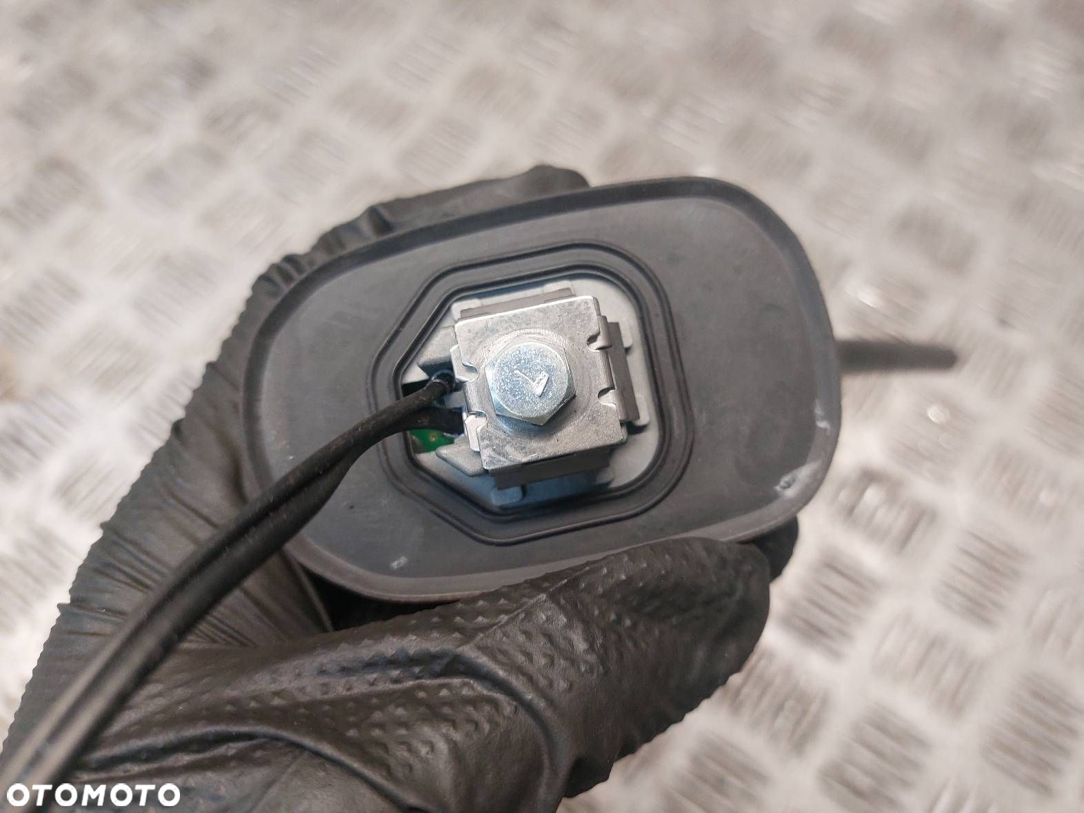 ANTENA SUZUKI SWIFT V MK7 - 3