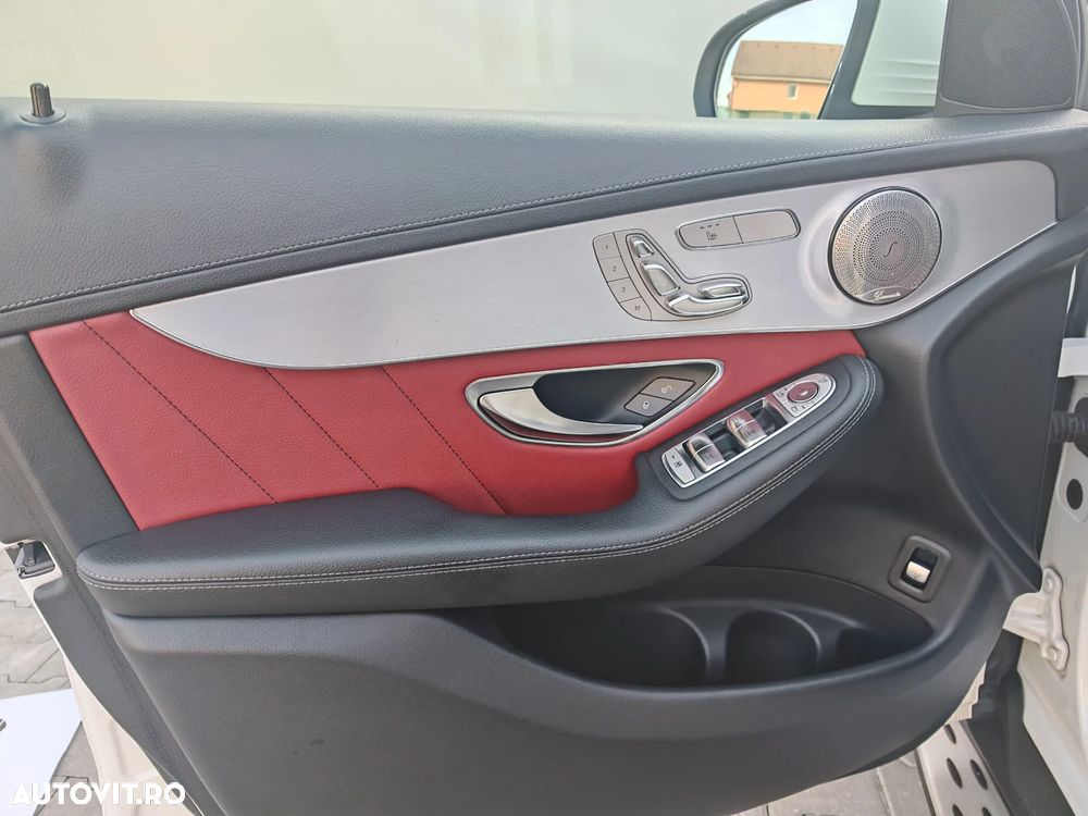 Mercedes-Benz GLC Coupe 220 d 4Matic 9G-TRONIC AMG Line - 9