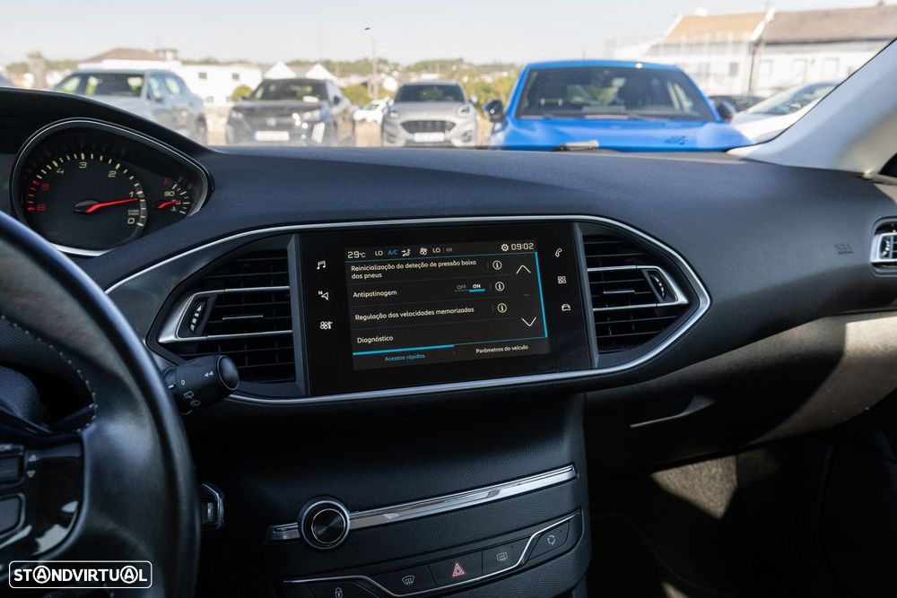 Peugeot 308 1.5 BlueHDi Business Line - 15