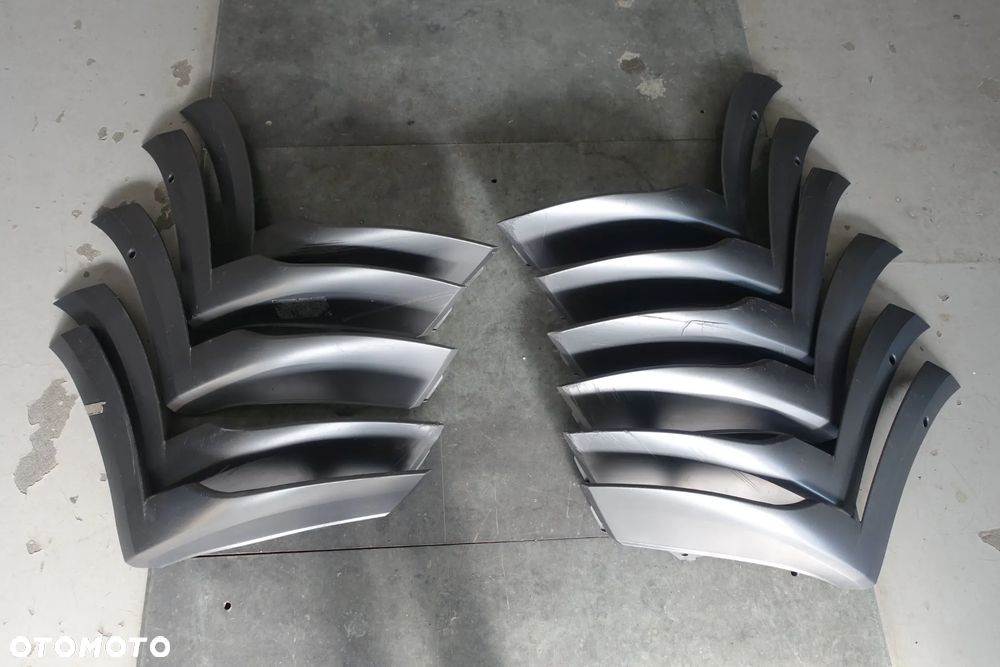 LISTWA ZDERZAKA LEWA PRAWA AUDI A6 C8 ALLROAD pdc