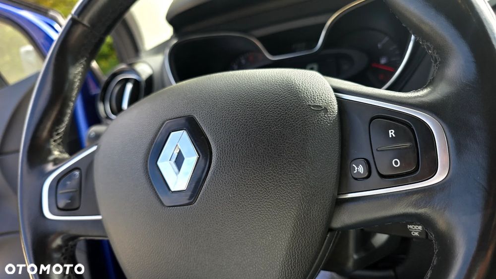 Renault Captur - 31
