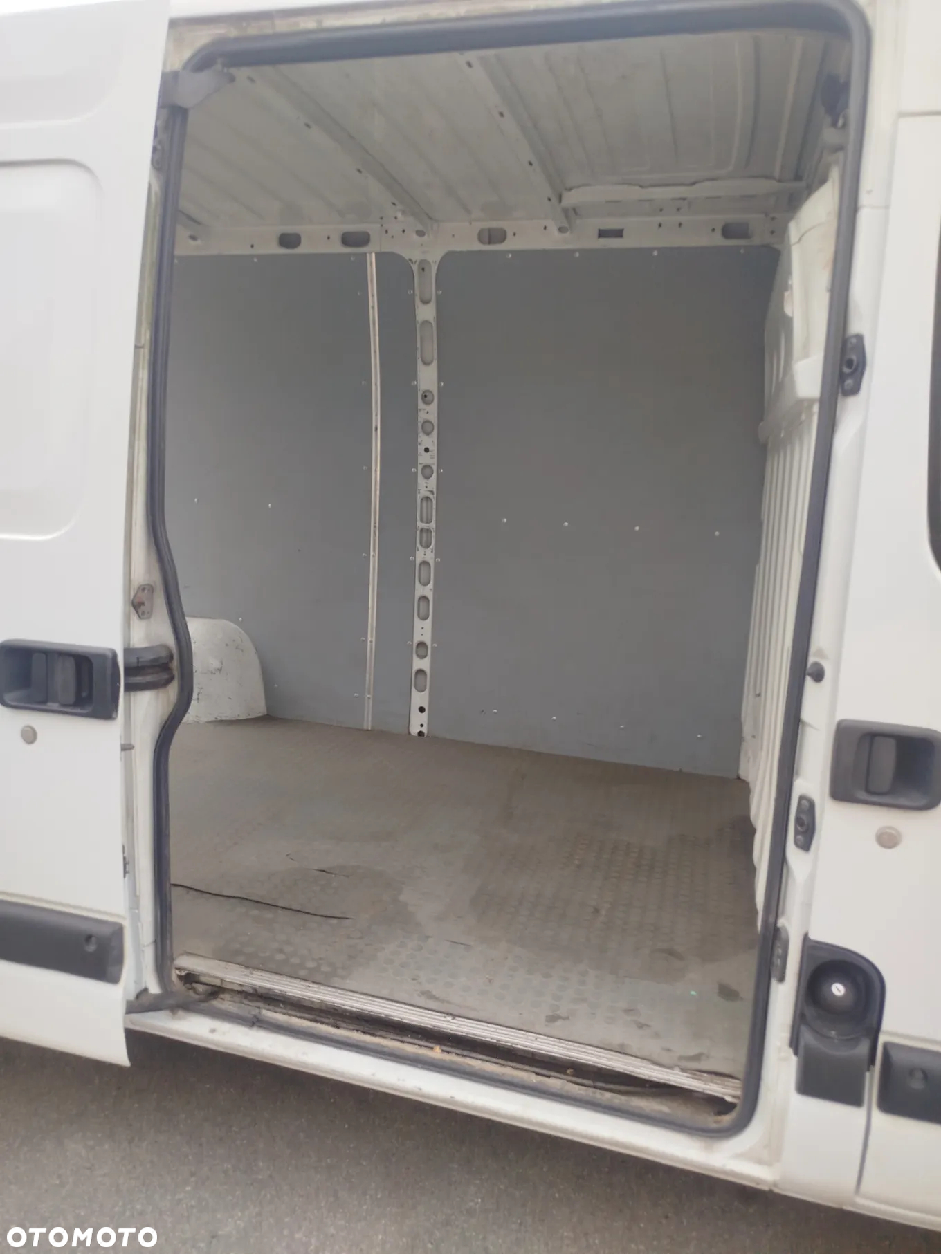 Opel Movano - 13
