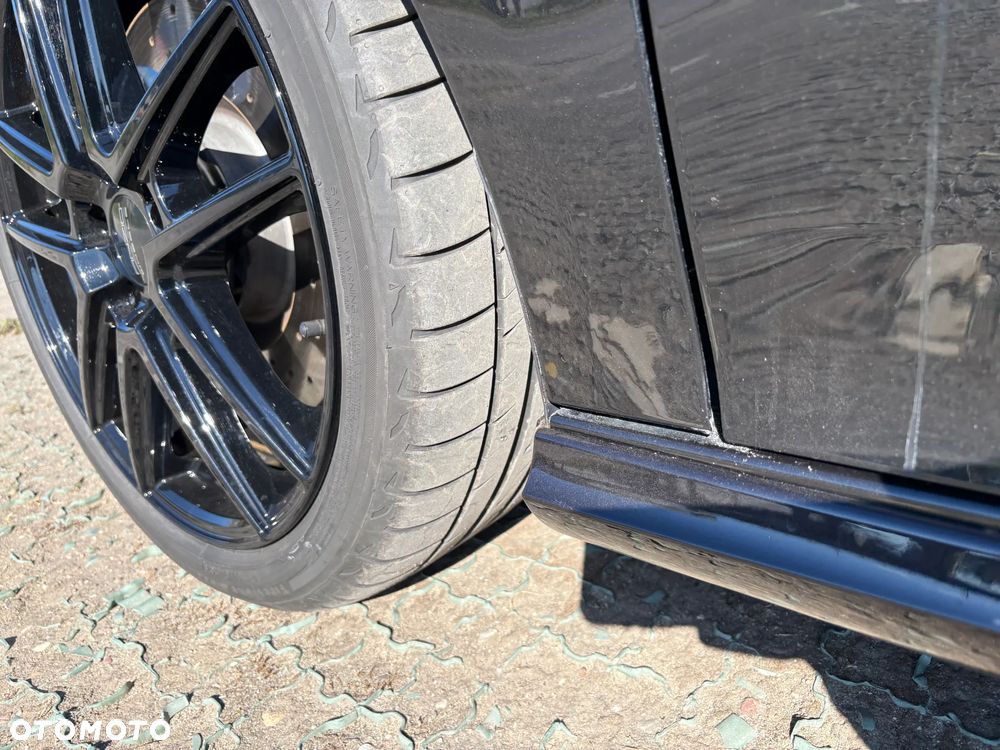 Volkswagen Golf R32 4Motion DSG - 16