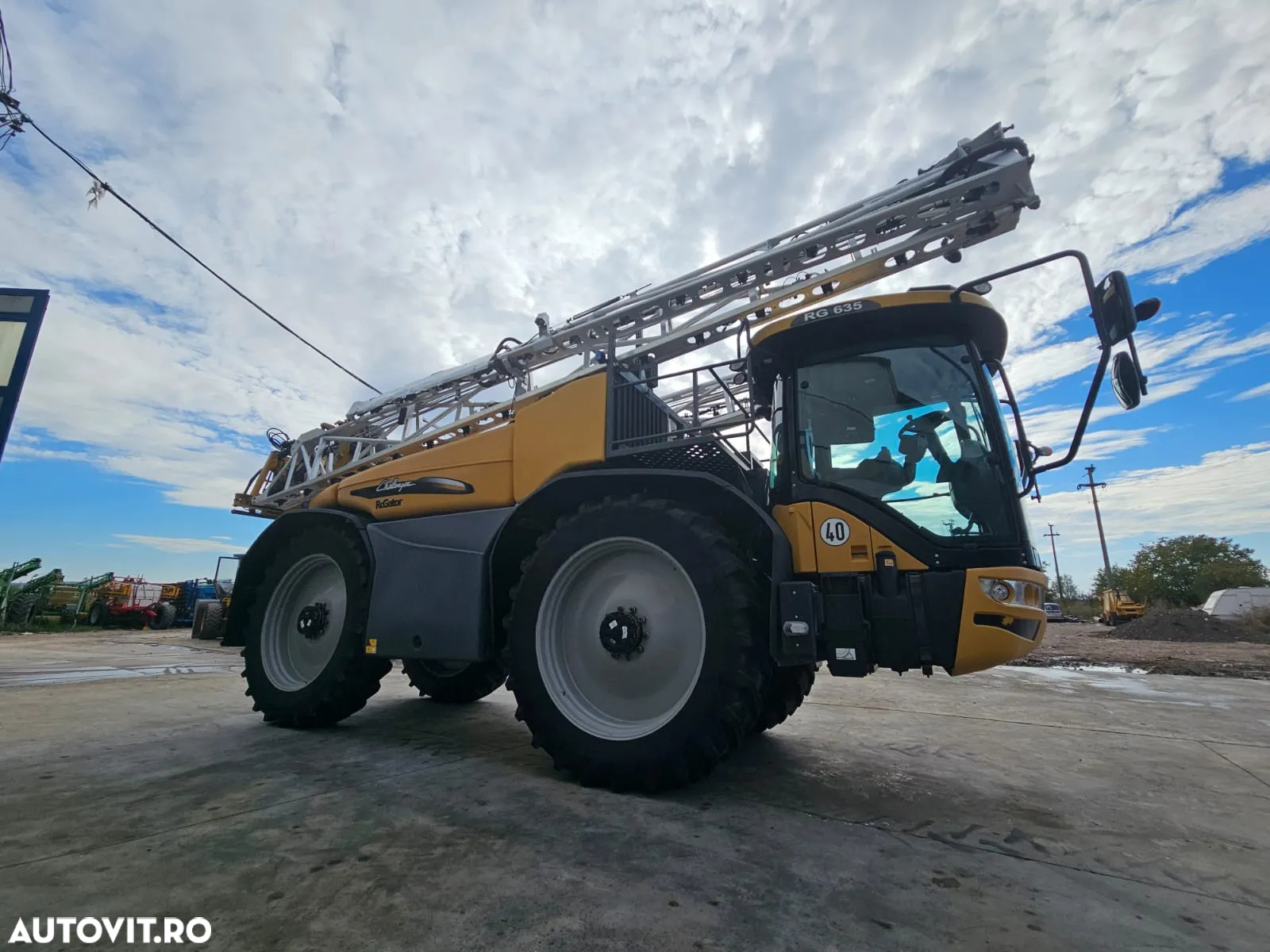 Challenger rogator 635b Leasing 10% - 5