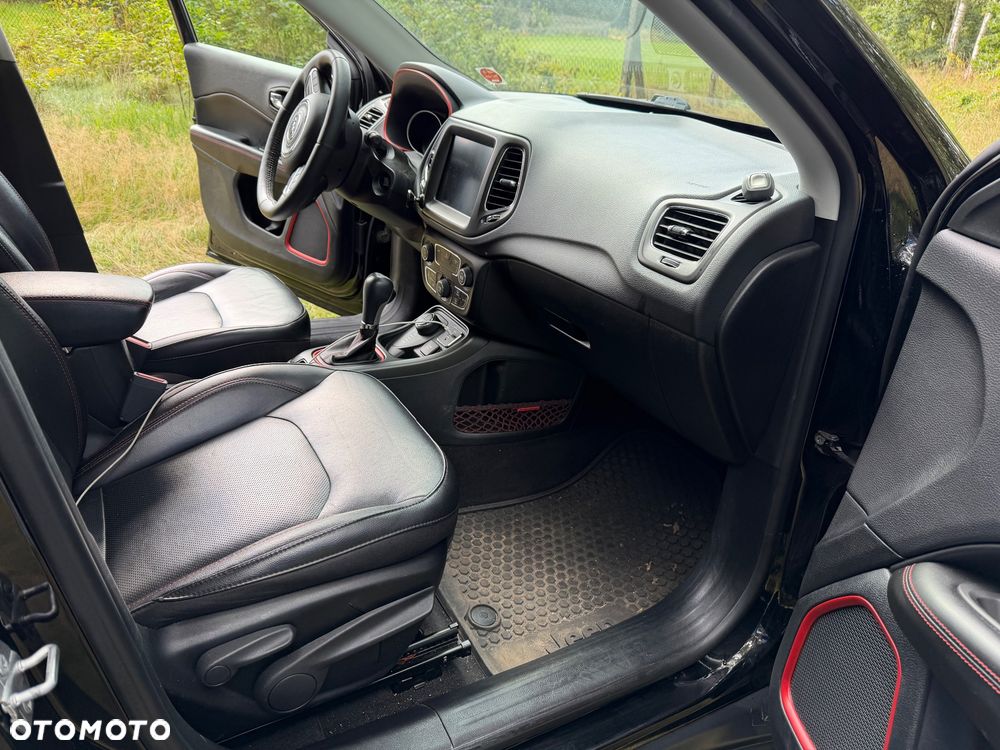Jeep Compass - 11