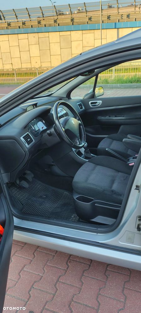 Peugeot 307 2.0 Premium - 8