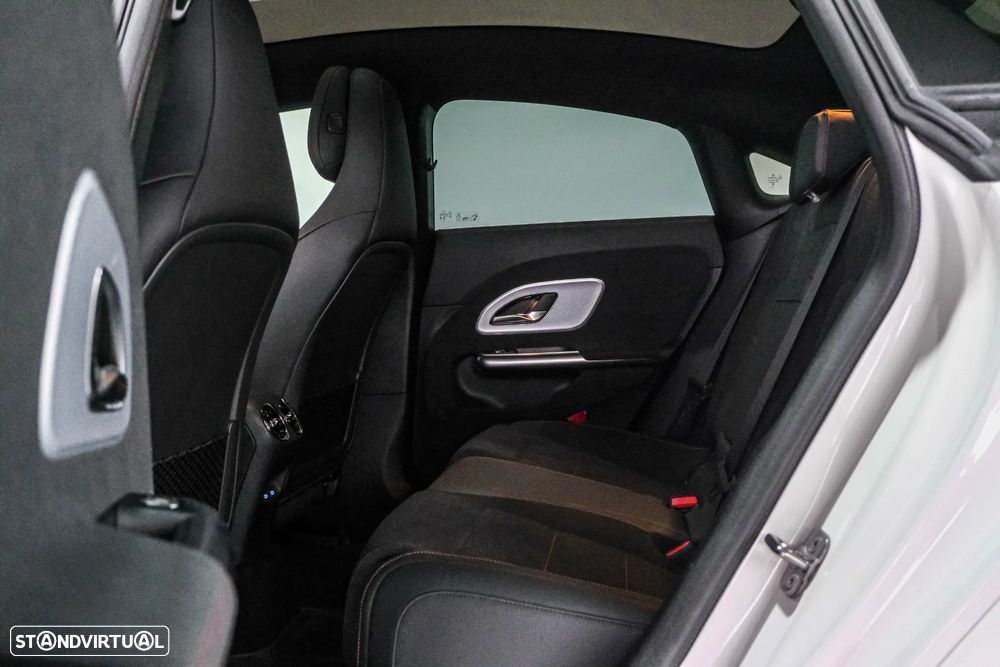 Mercedes-Benz CLA 250+ EQ - 53