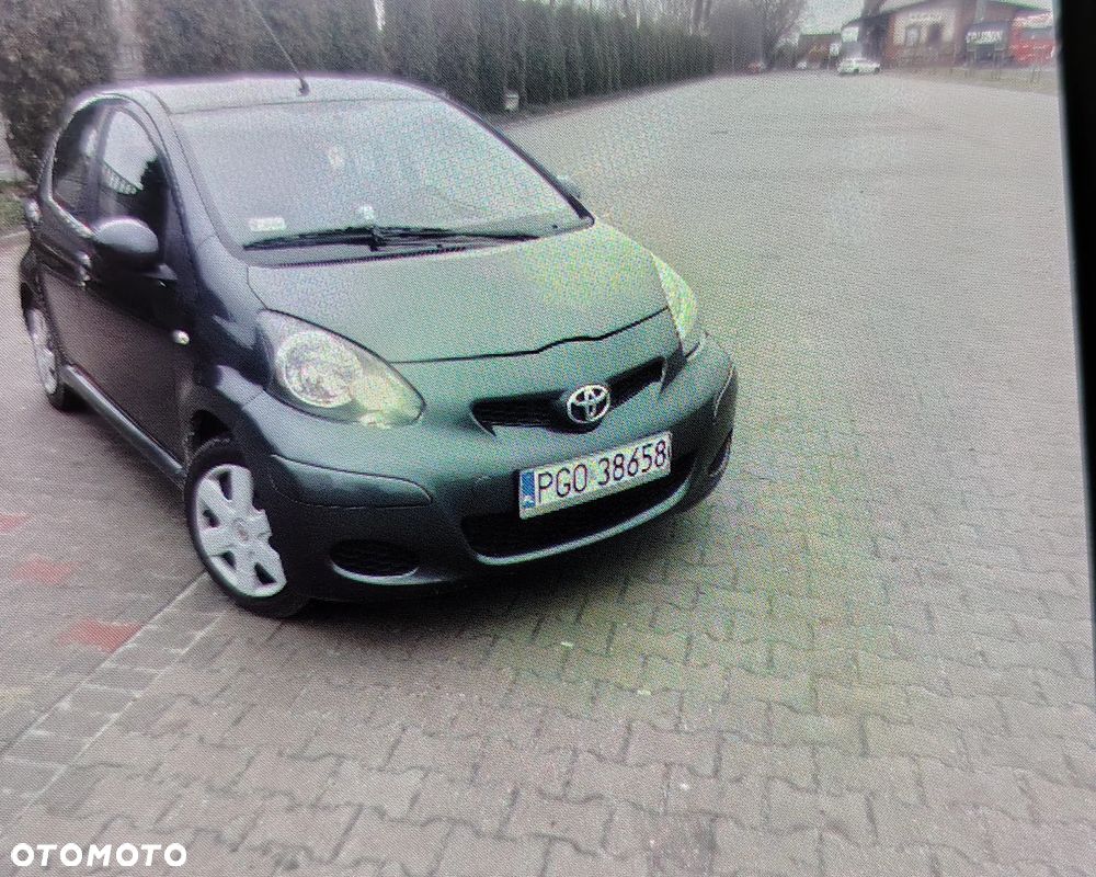 Toyota Aygo - 8