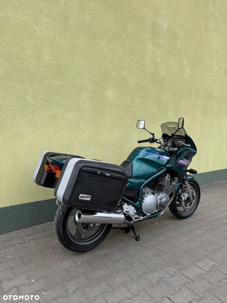 Yamaha XJ - 11