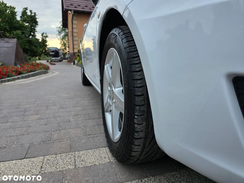Seat Leon 1.2 TSI Ecomotive Reference Copa - 11
