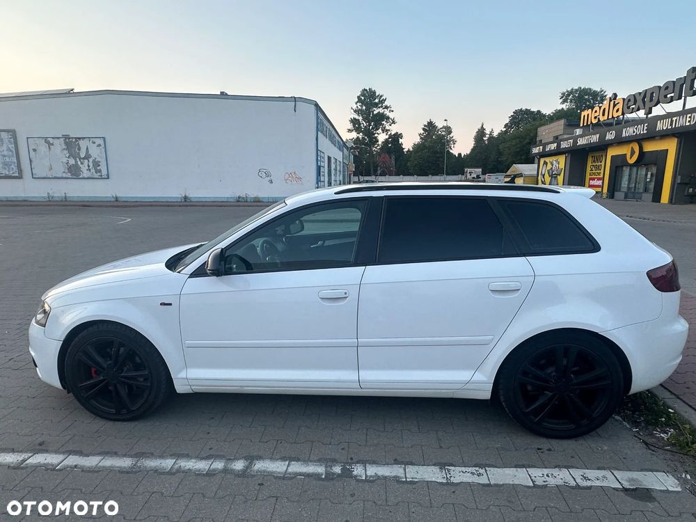 Audi A3 Sportback 2.0 TDI DPF quattro S line Sportpaket - 6