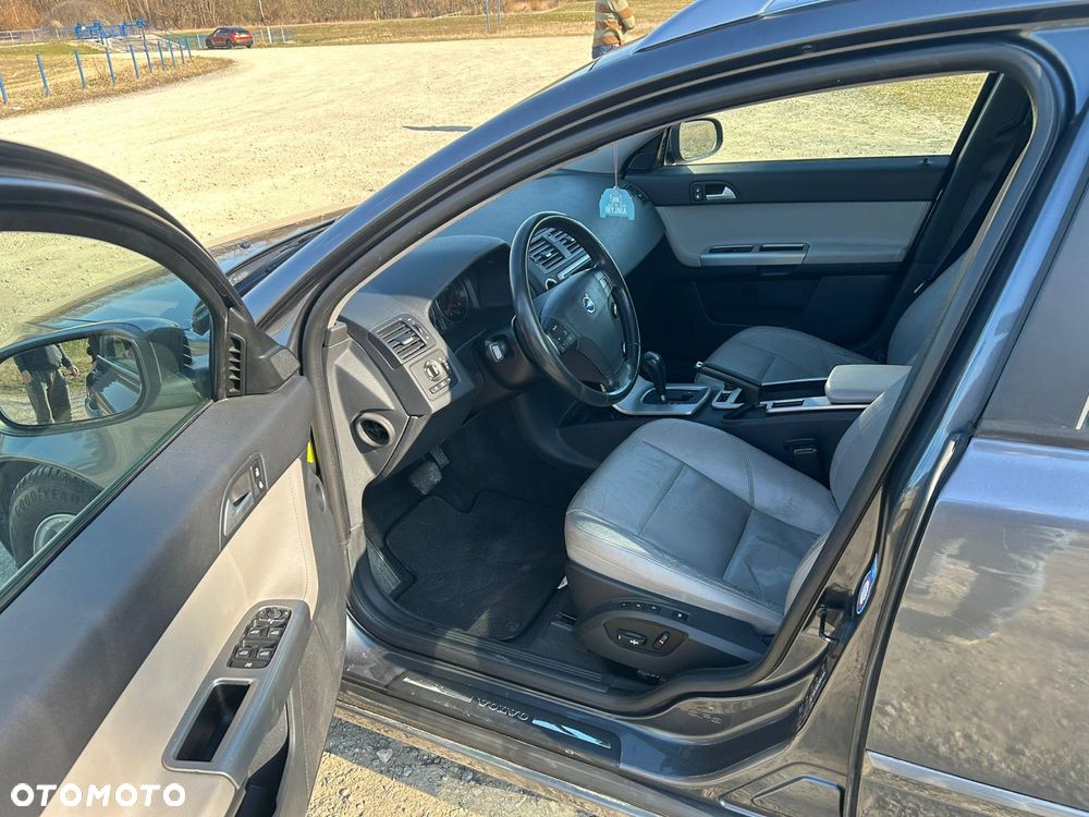 Volvo V50 D5 DPF Summum - 13