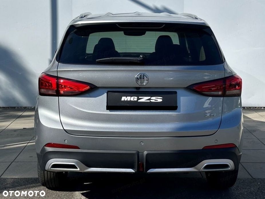 MG ZS - 5