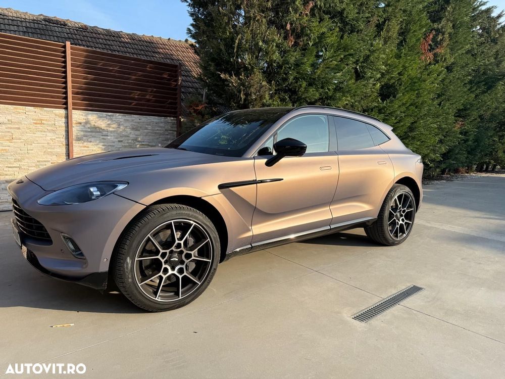 Aston Martin DBX Standard - 7