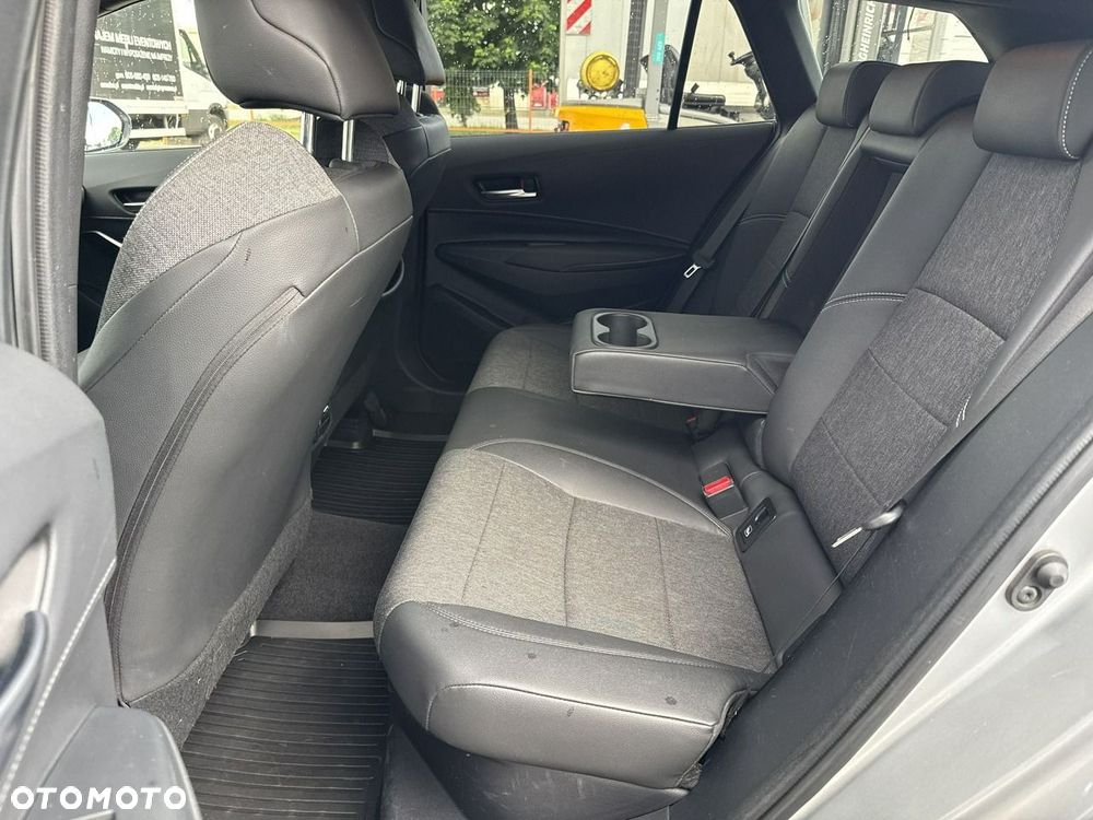 Toyota Corolla - 15