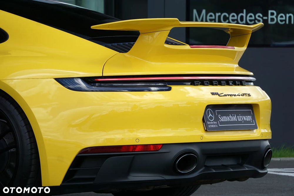 Porsche Carrera GT - 24