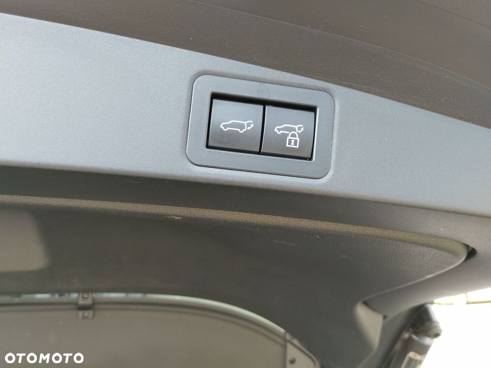 Toyota Corolla 1.8 Hybrid Style - 14