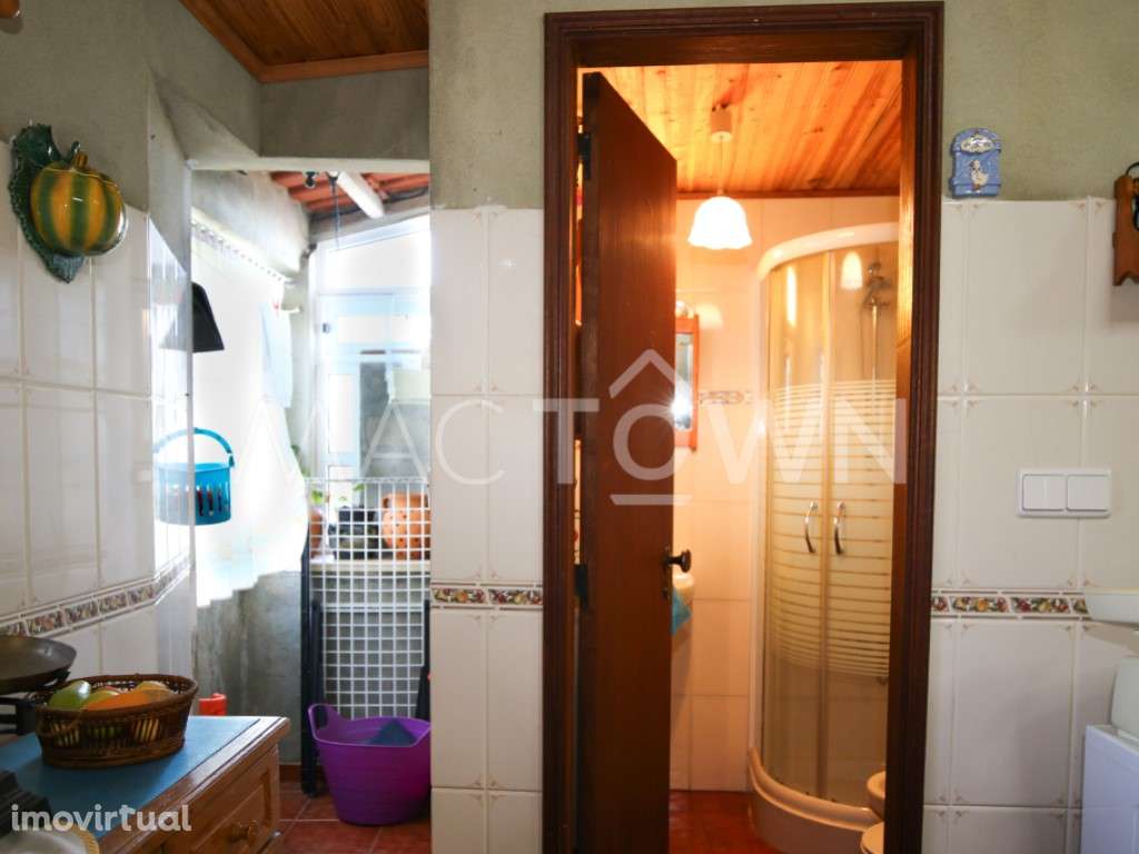 Viva no Centro Histórico numa Moradia Cheia de Caráter - Grande imagem: 3/24