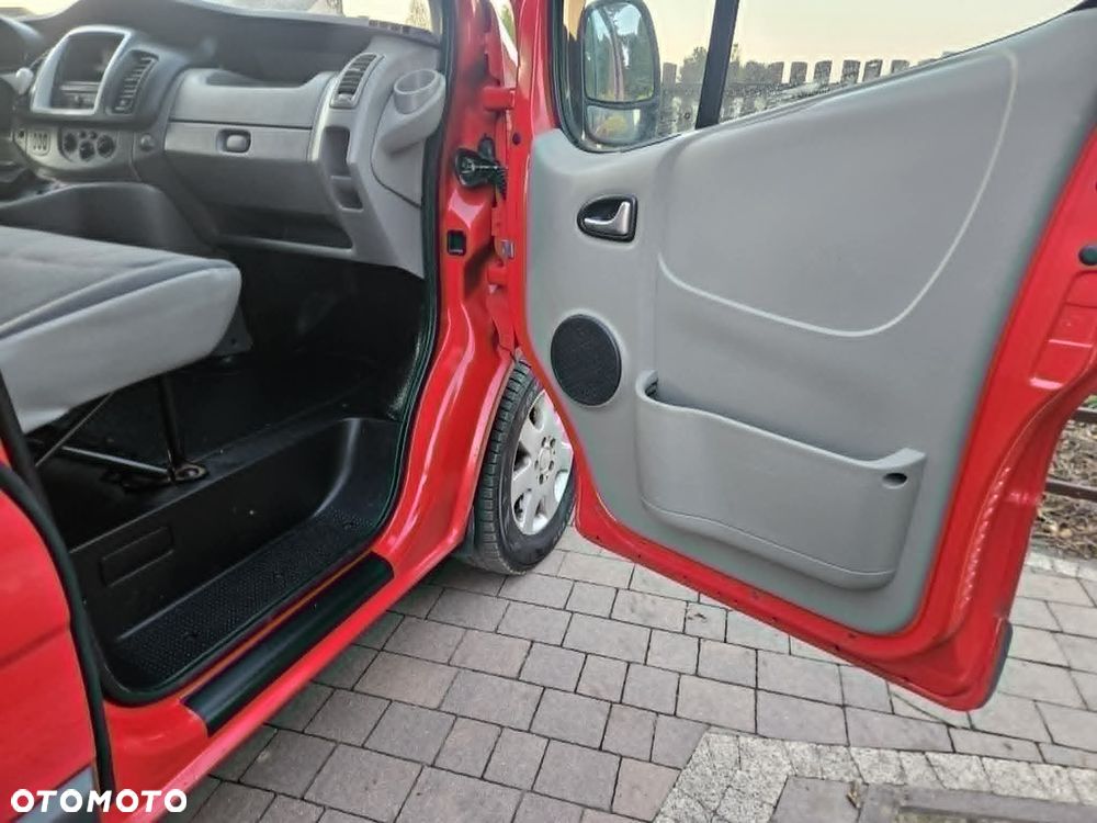 Opel Vivaro - 17