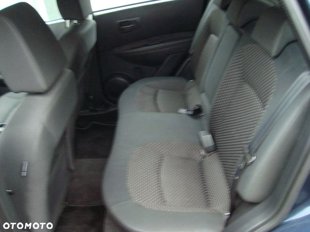Nissan Qashqai - 12