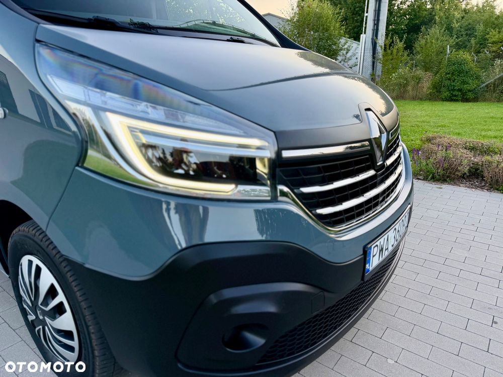 Renault Trafic - 10