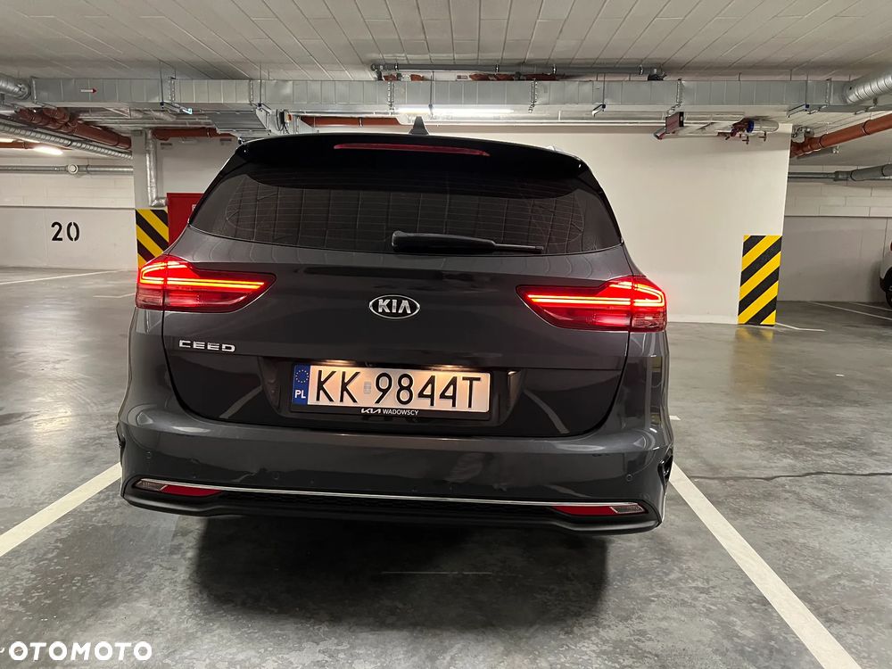 Kia Ceed - 7