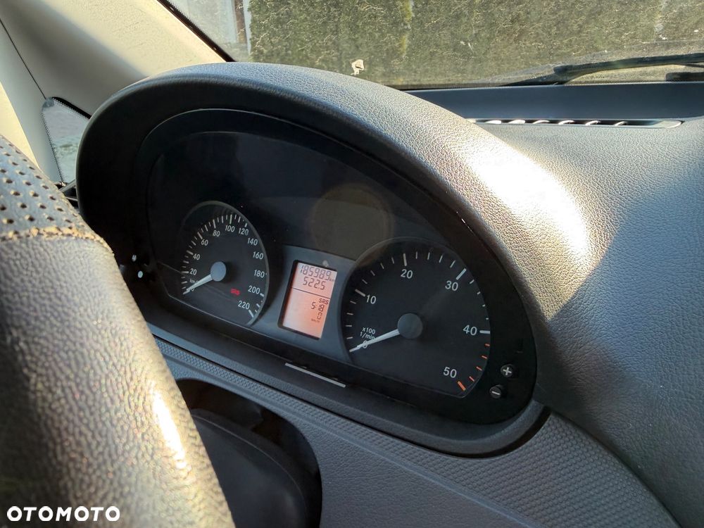 Mercedes-Benz vito - 5