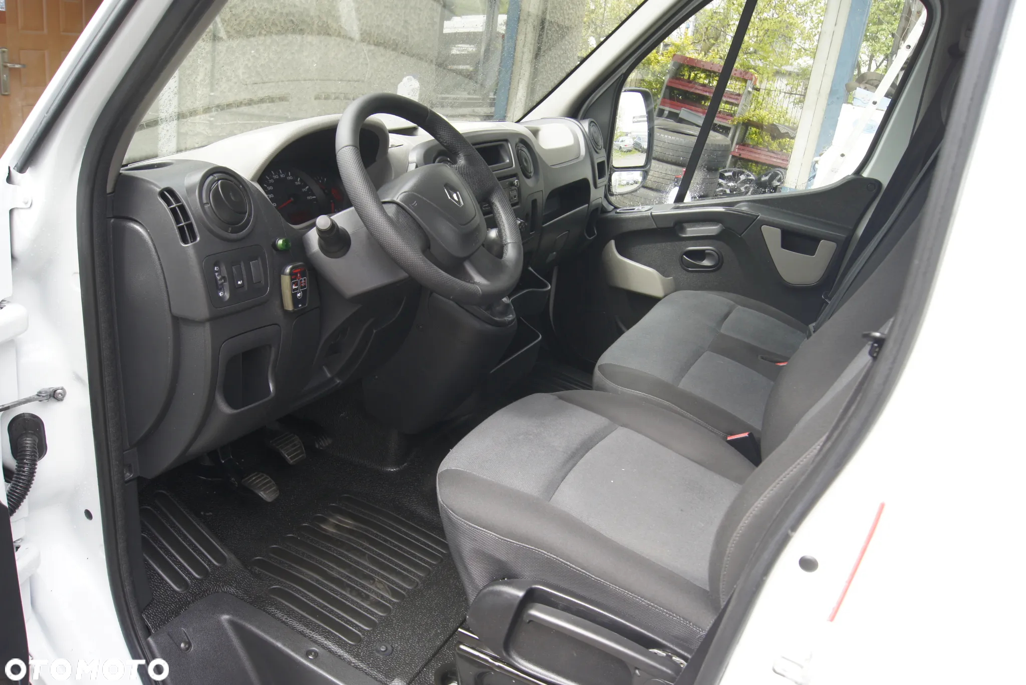 Renault Master - 16