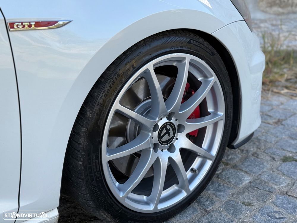 VW Golf 2.0 TSi GTi DSG Performance - 10