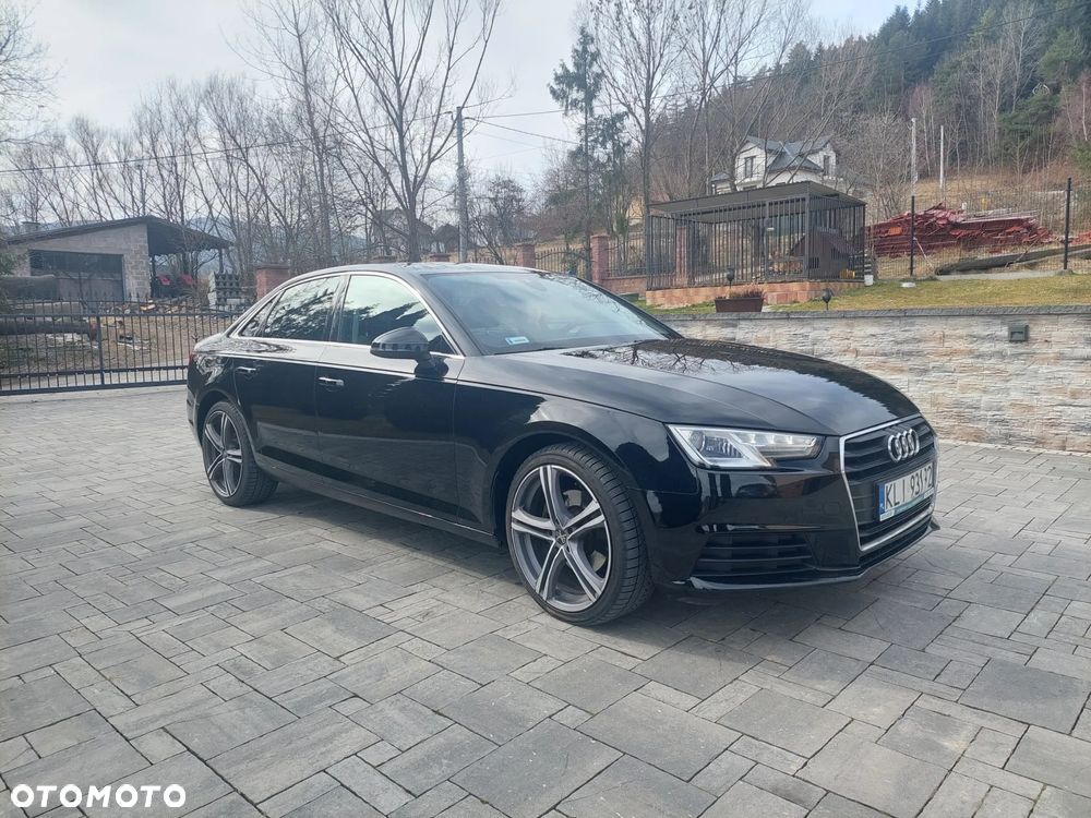 Audi A4 Limousine - 11