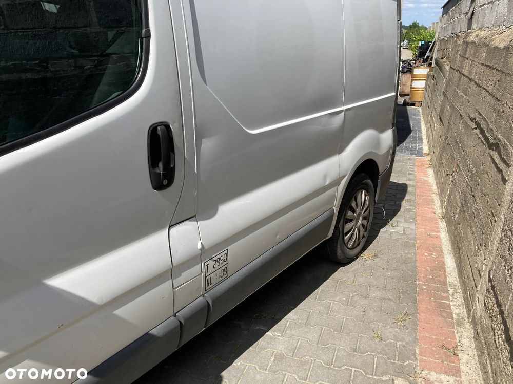 Opel Vivaro - 9