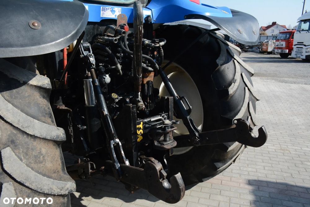 New Holland TSA.135 / 2004r. / Ładowacz czołowy / Tuz / Klima / Super stan - 18