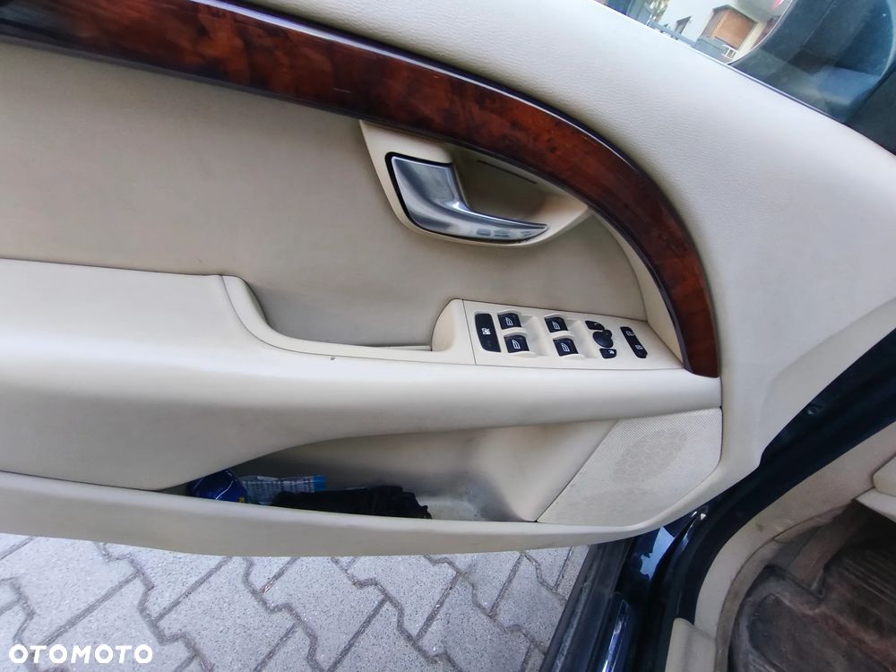 Volvo V70 3.2 Summum - 29