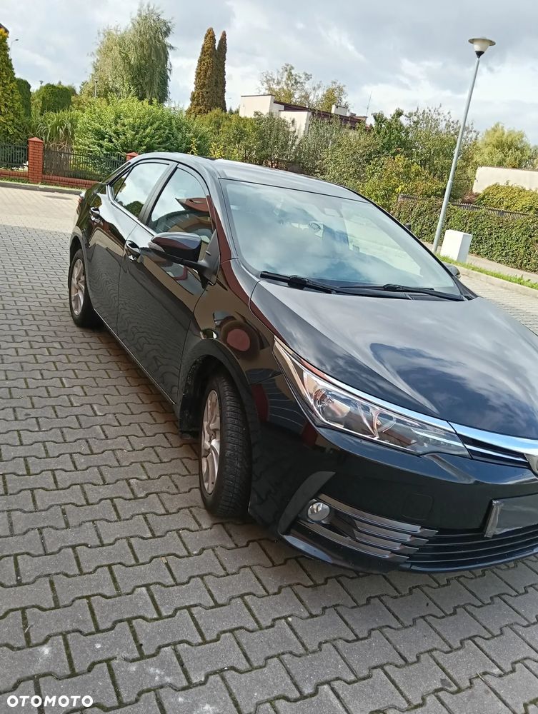 Toyota Corolla 1.6 Active - 3