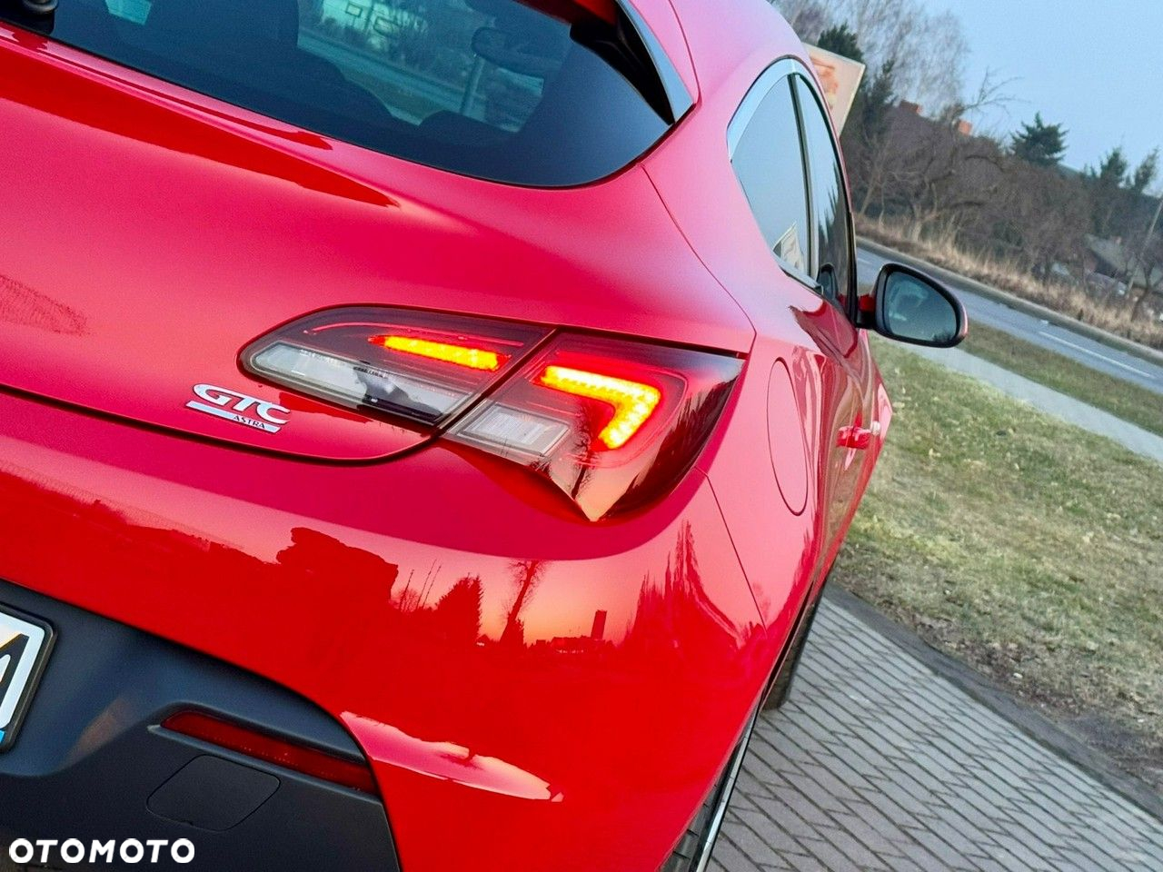 Opel Astra GTC 2.0 CDTI ecoFLEX Start/Stop - 4